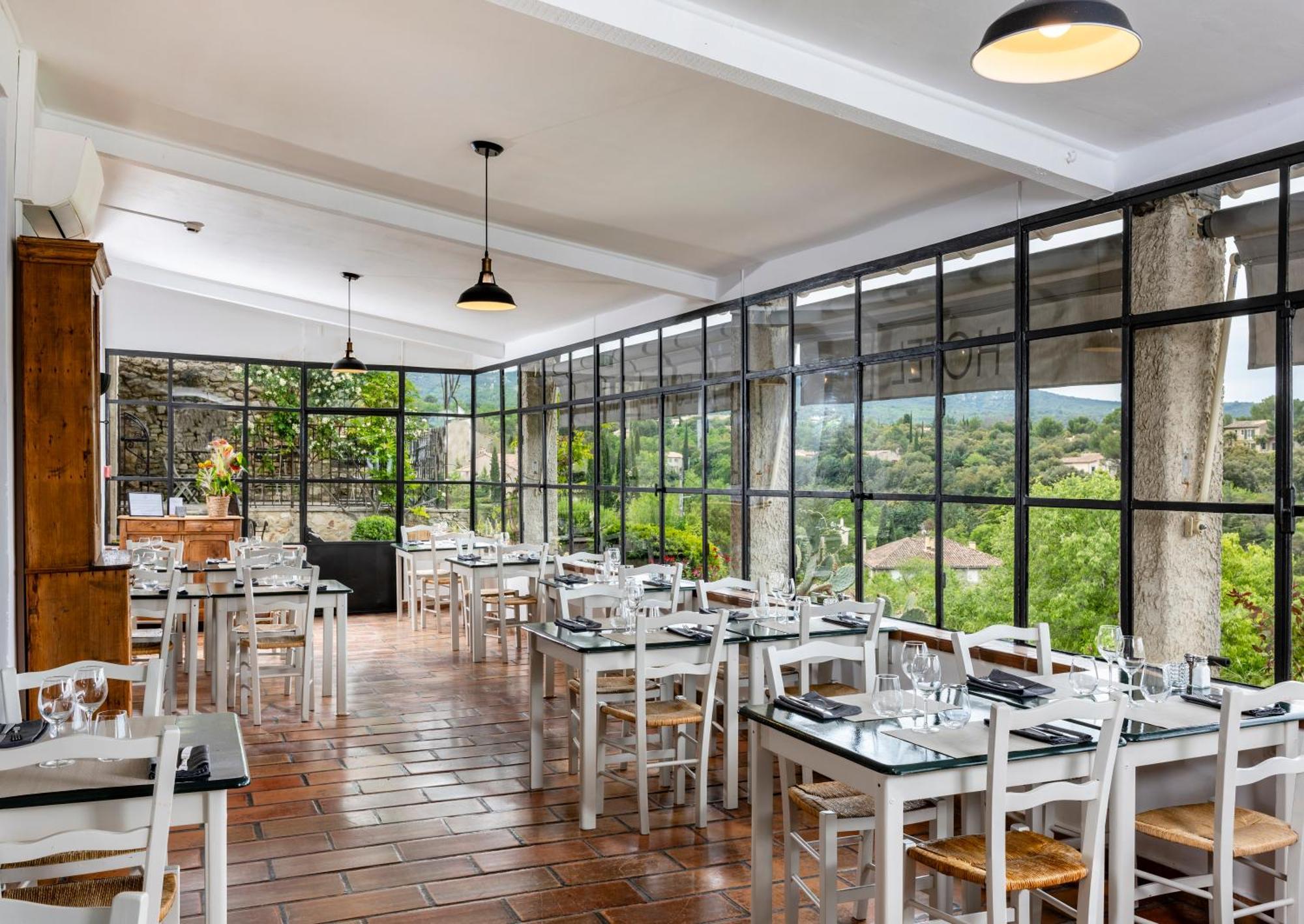 ונאסק Hotel Restaurant Les Remparts מראה חיצוני תמונה