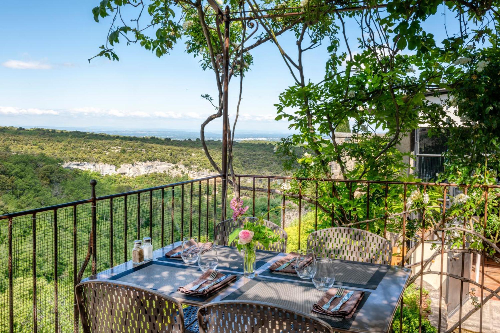 ונאסק Hotel Restaurant Les Remparts מראה חיצוני תמונה