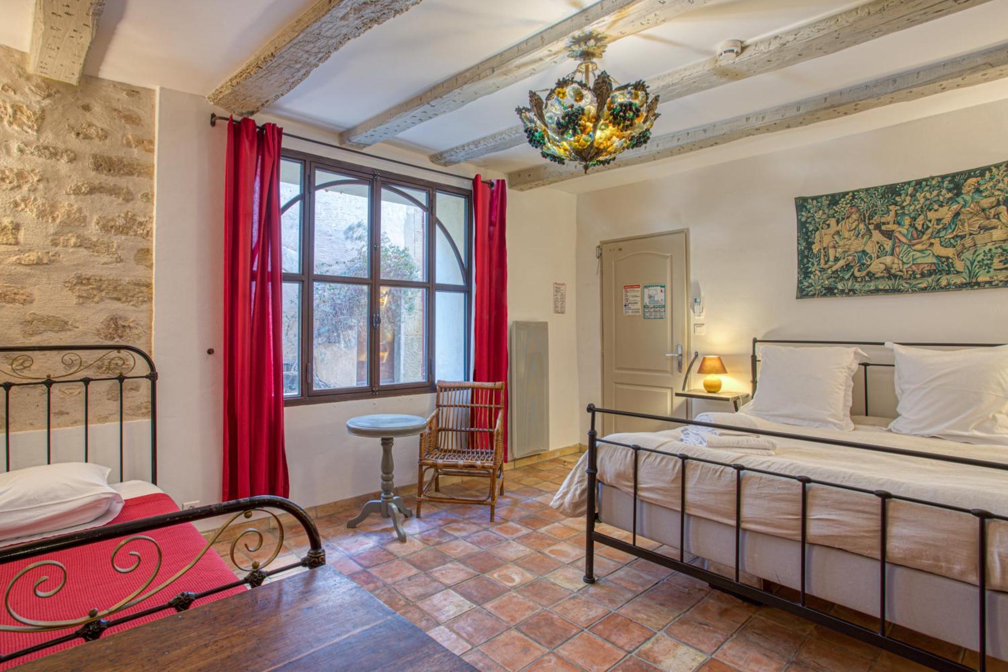 ונאסק Hotel Restaurant Les Remparts מראה חיצוני תמונה