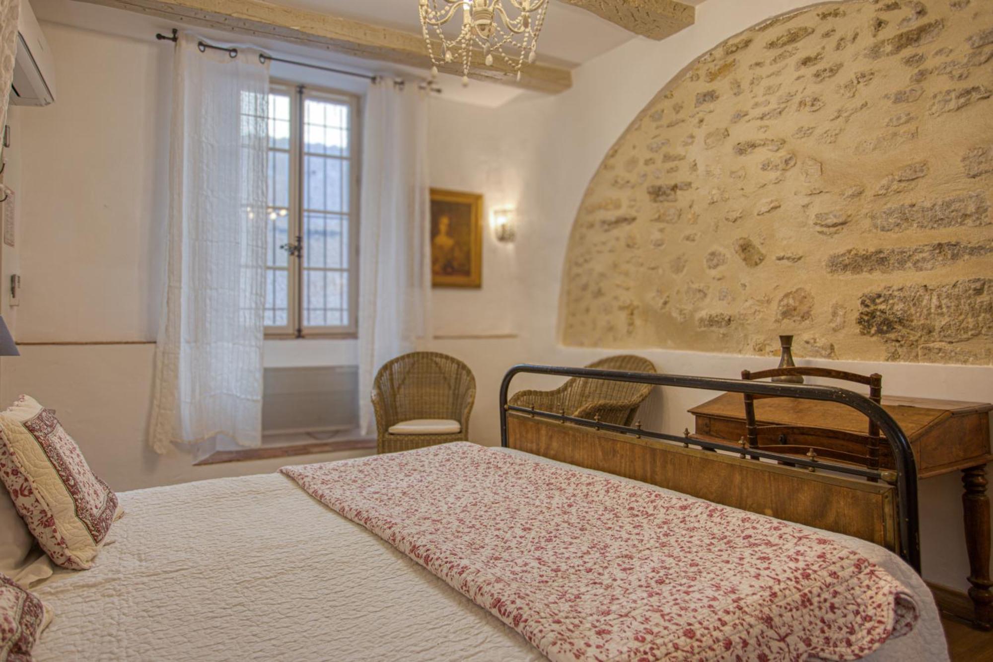 ונאסק Hotel Restaurant Les Remparts מראה חיצוני תמונה