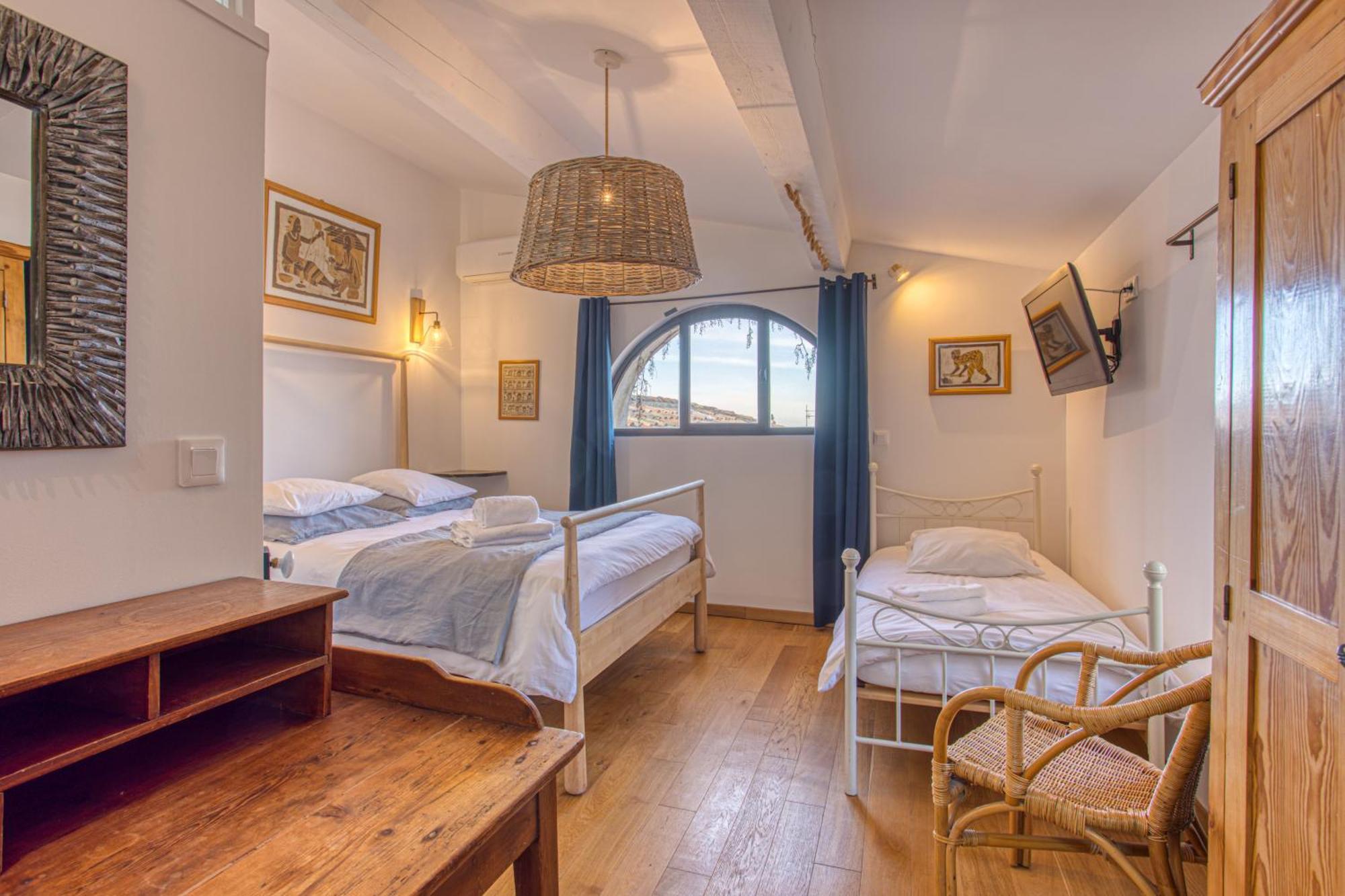 ונאסק Hotel Restaurant Les Remparts מראה חיצוני תמונה